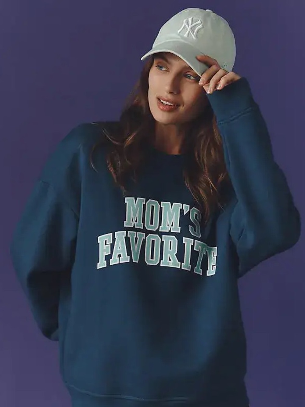 New Favorite Daughter Navy "Mom's Favorite" Crewneck Sweatshirt - size small